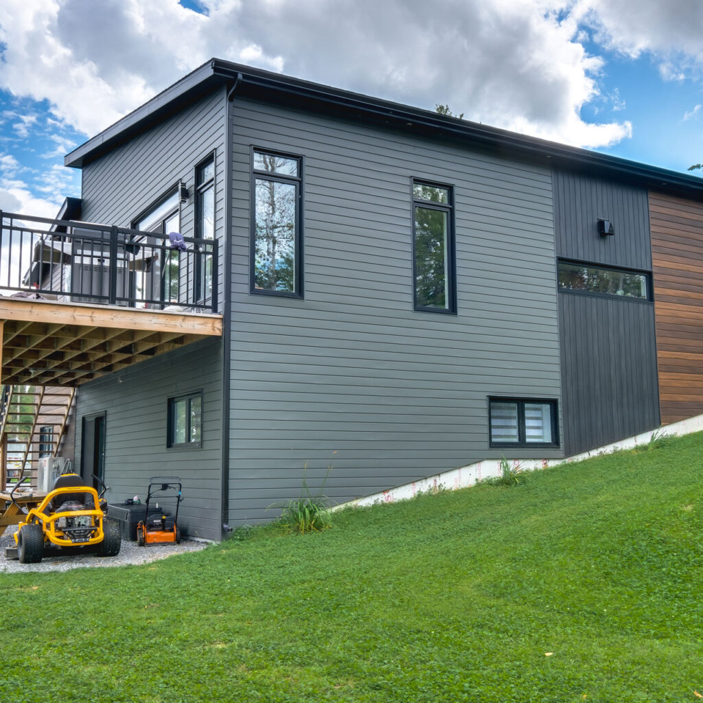 Batitech maison usinee plein pied urbaine cote / Urban single-story prefabricated home