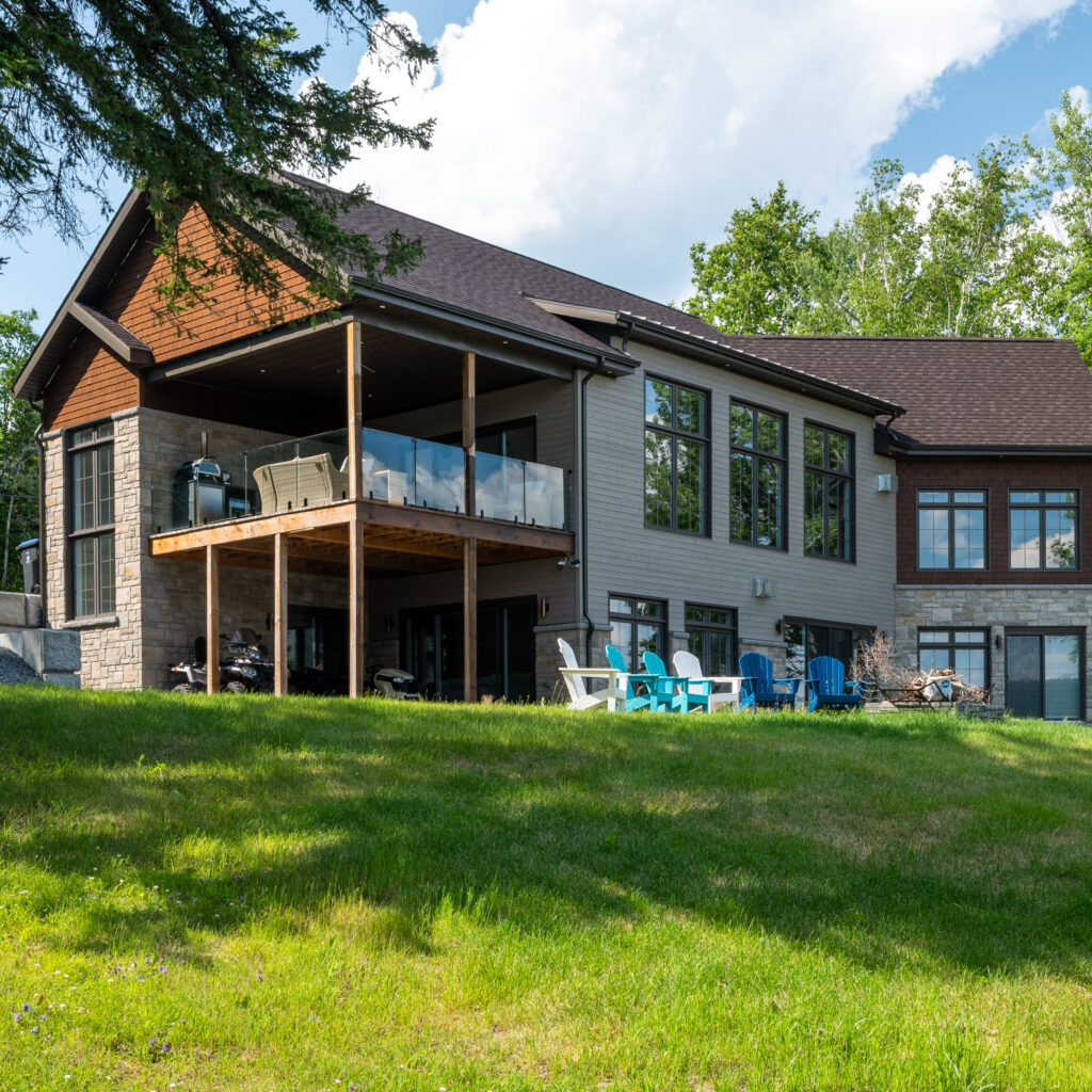 R&eacute;sidence unifamiliale avec vue sur le lac