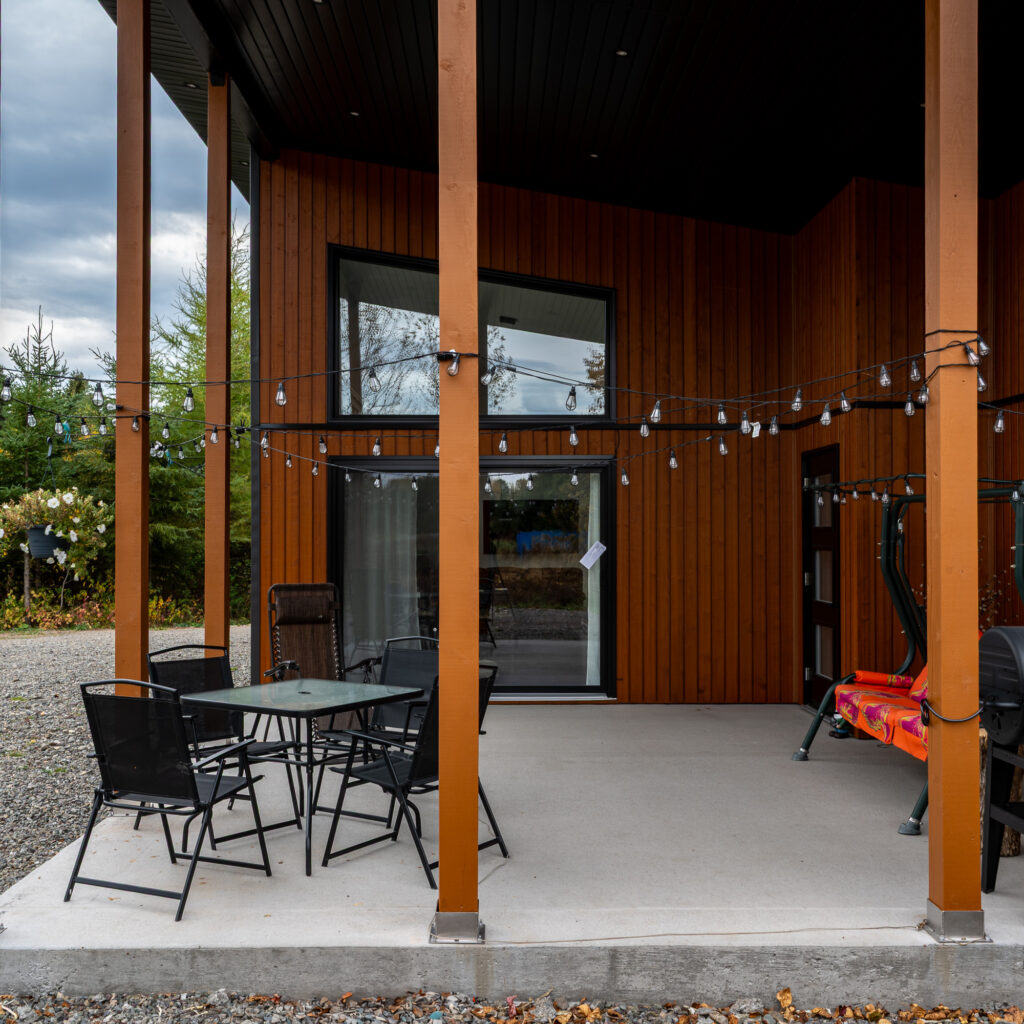R&eacute;sidence unifamiliale contemporaine sur mesure
