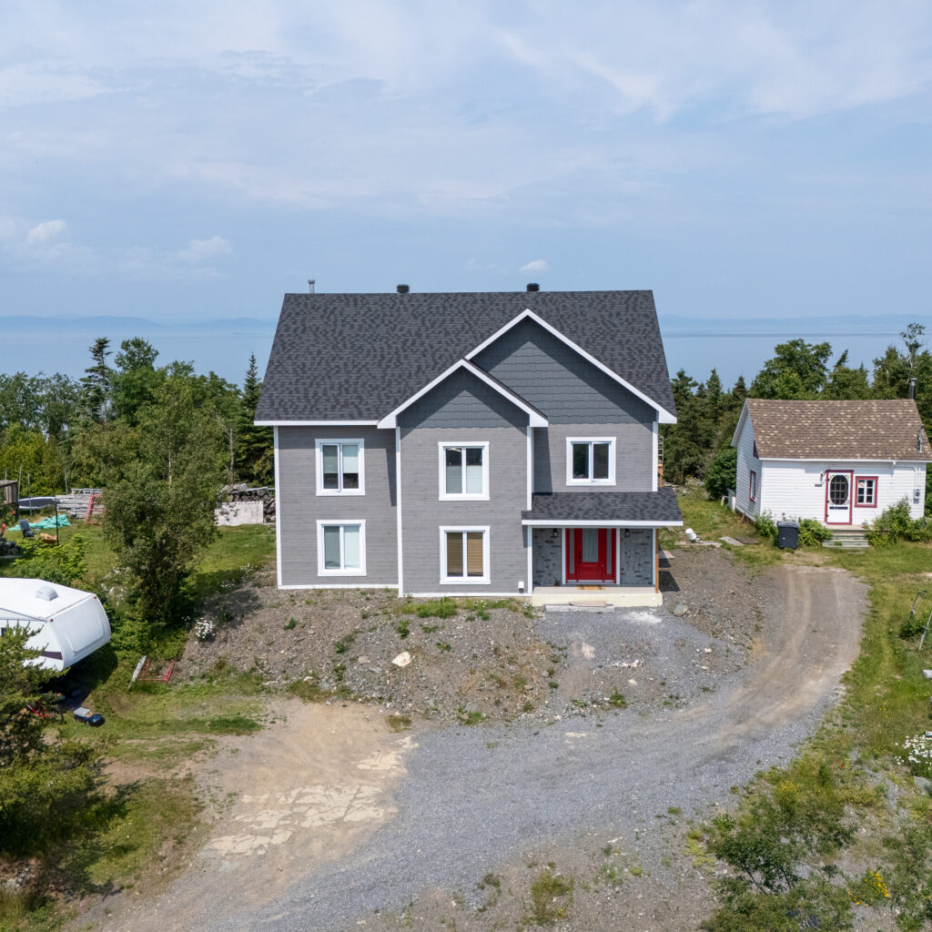 R&eacute;sidence unifamiliale sur mesure avec vue panoramique